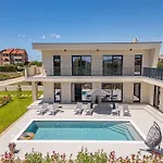 ヴィラ Intrada Zadarvillas Sukošan